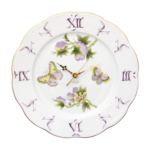 Plate with hole