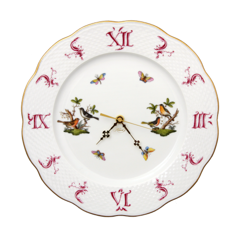 Plate with hole